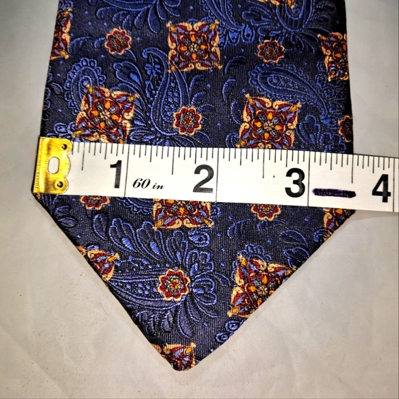 Jos. A. Bank Signature Gold 💯 Silk Necktie 57-60"/3.5" Blue/Gold Floral Paisley - Picture 8 of 9